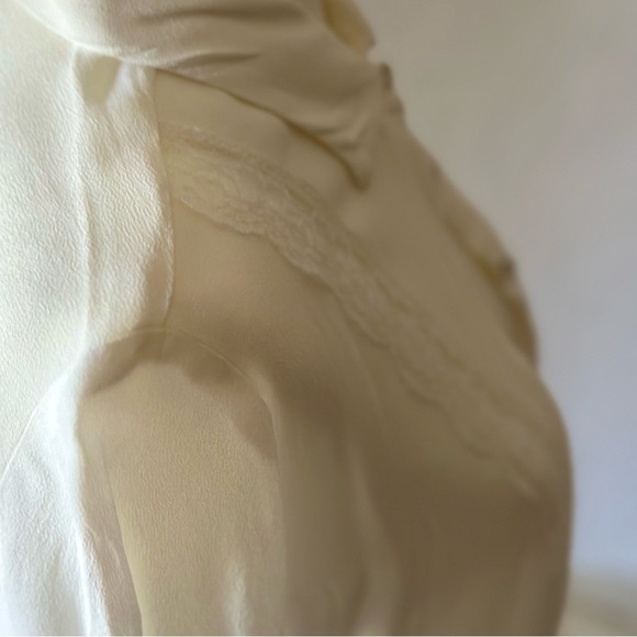 OG Reformation! White Lace Buttoned Blouse, XS - Picture 15 of 15